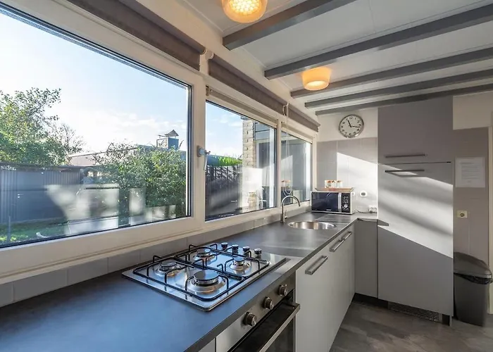 Lovely Vacation 2 Km From The Beach! Vakantiehuis